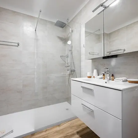 Le Coq Pamela - Ac - Wifi Menton